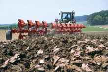 KUHN Challenger plov