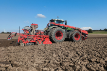 KUHN HR rotorharve med BTFR såskærsarrangement KUHN HR rotorharve med BTFR såskærsarrangement