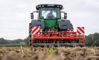 KUHN DT grubber - stor traktor med dyb bearbejdning giver stor effekt