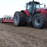 KUHN Vari Leader On-Land video